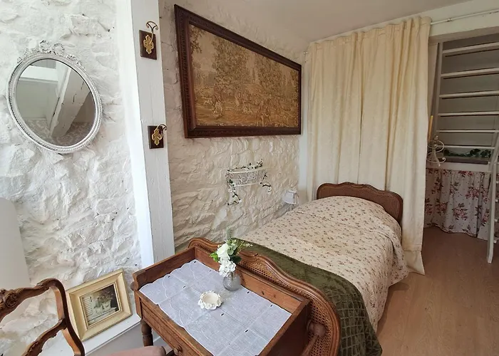 Le Serene Self Catering * Souleuvre-en-Bocage