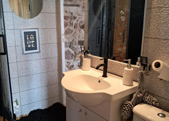 Le Serene Self Catering